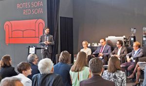 1_Eu'Vend Coffeena_Red Sofa