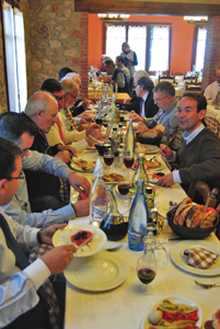 ACV prepara su tradicional almuerzo